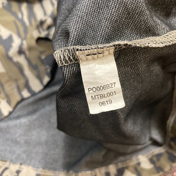 EHG Elite Mossy Oak Bottomland Camo Shirt Men’s Medium M Thermal Base Mock Neck - Picture 6 of 8